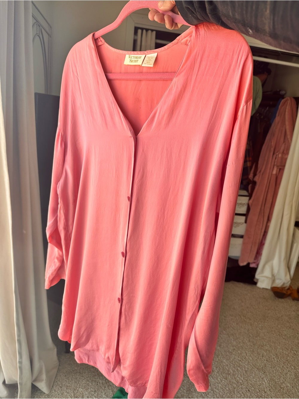 Vintage 100% silk Victoria's Secret Pink V-Neck Button Down Blouse